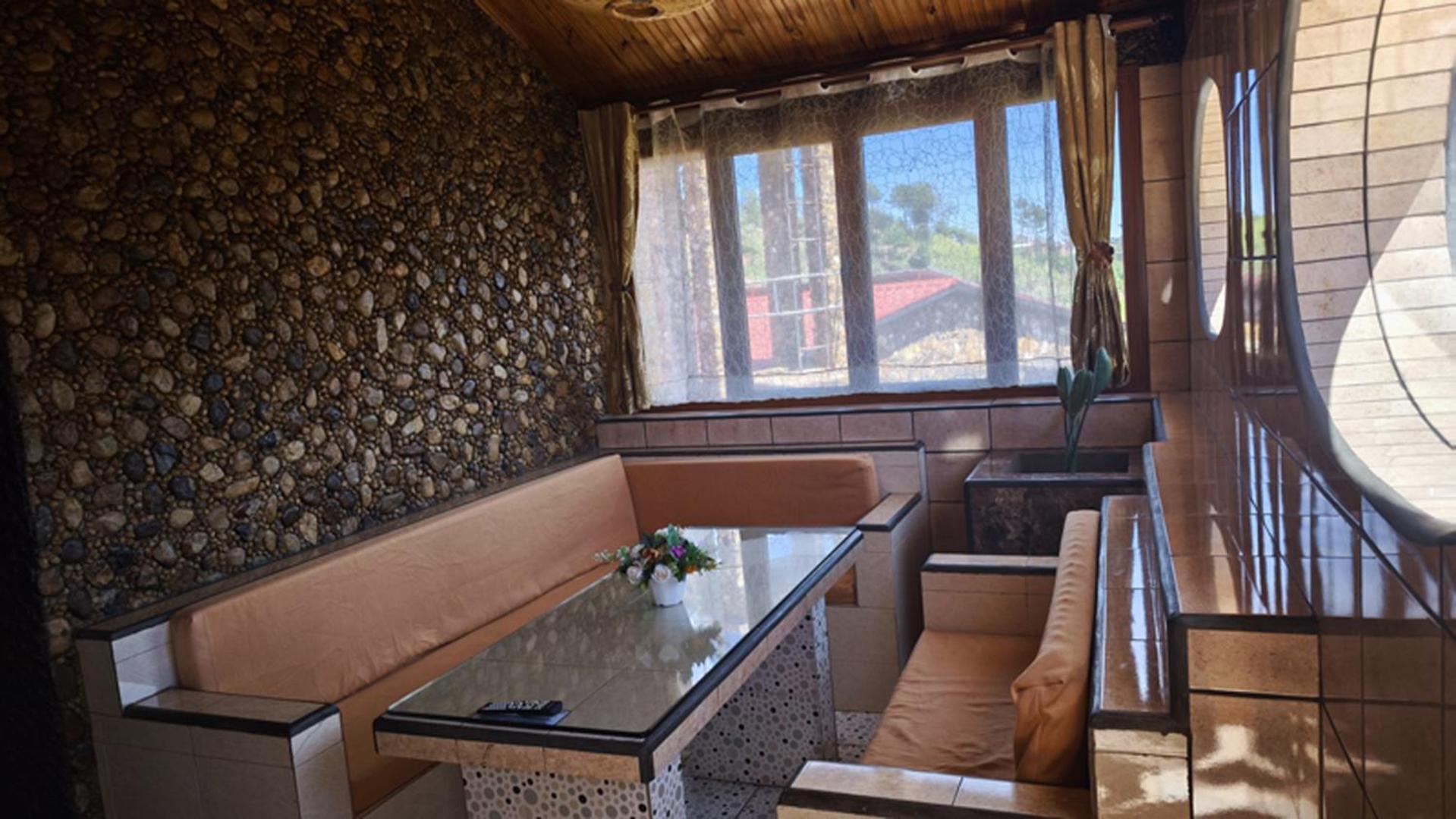 Hotel Restaurant Le Miamiam Glouglou Ambositra Ngoại thất bức ảnh